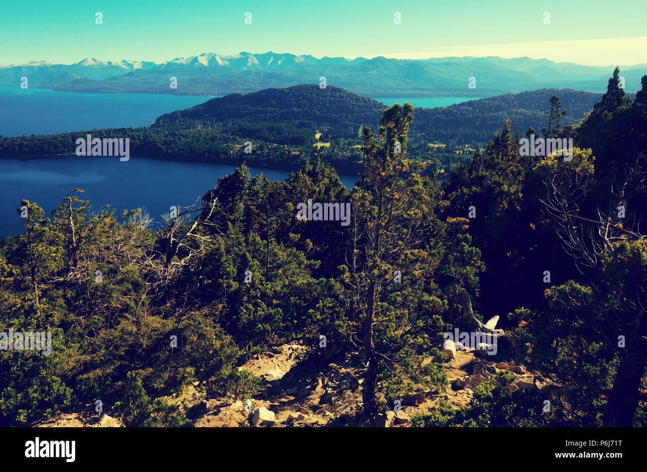 Cerro Campanario et lac de montagne dans le parc national Nahuel Huapi. San Carlos de Bariloche, Argentine, Amérique du Sud Banque D'Images