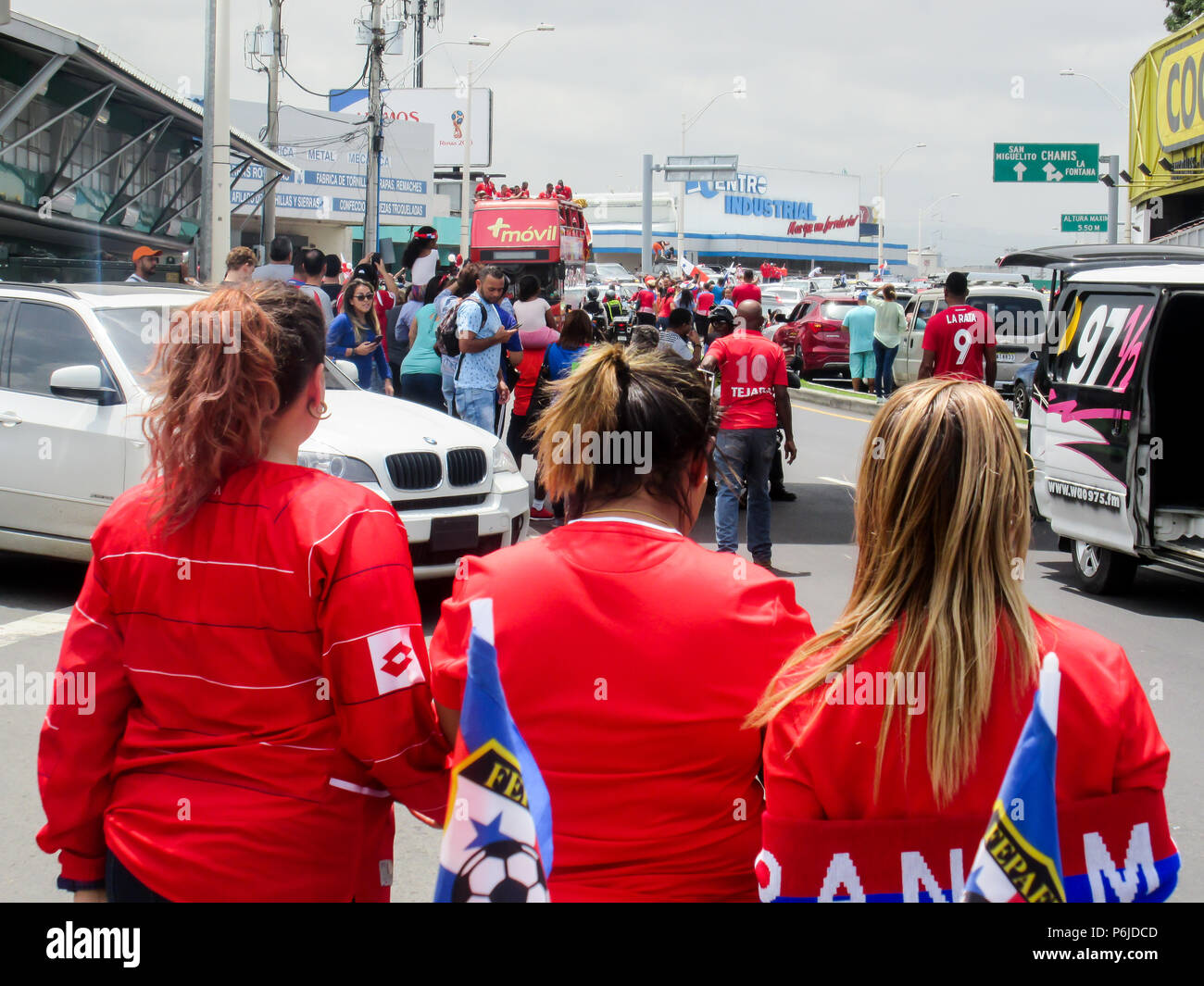 La ville de Panama, Panama - Jun 30, 2018 : le Panama se félicite de son équipe nationale de football après avoir participé à la Coupe du Monde FIFA 2018 : Crédit d'Mabelin Santos/Alamy Live News Banque D'Images