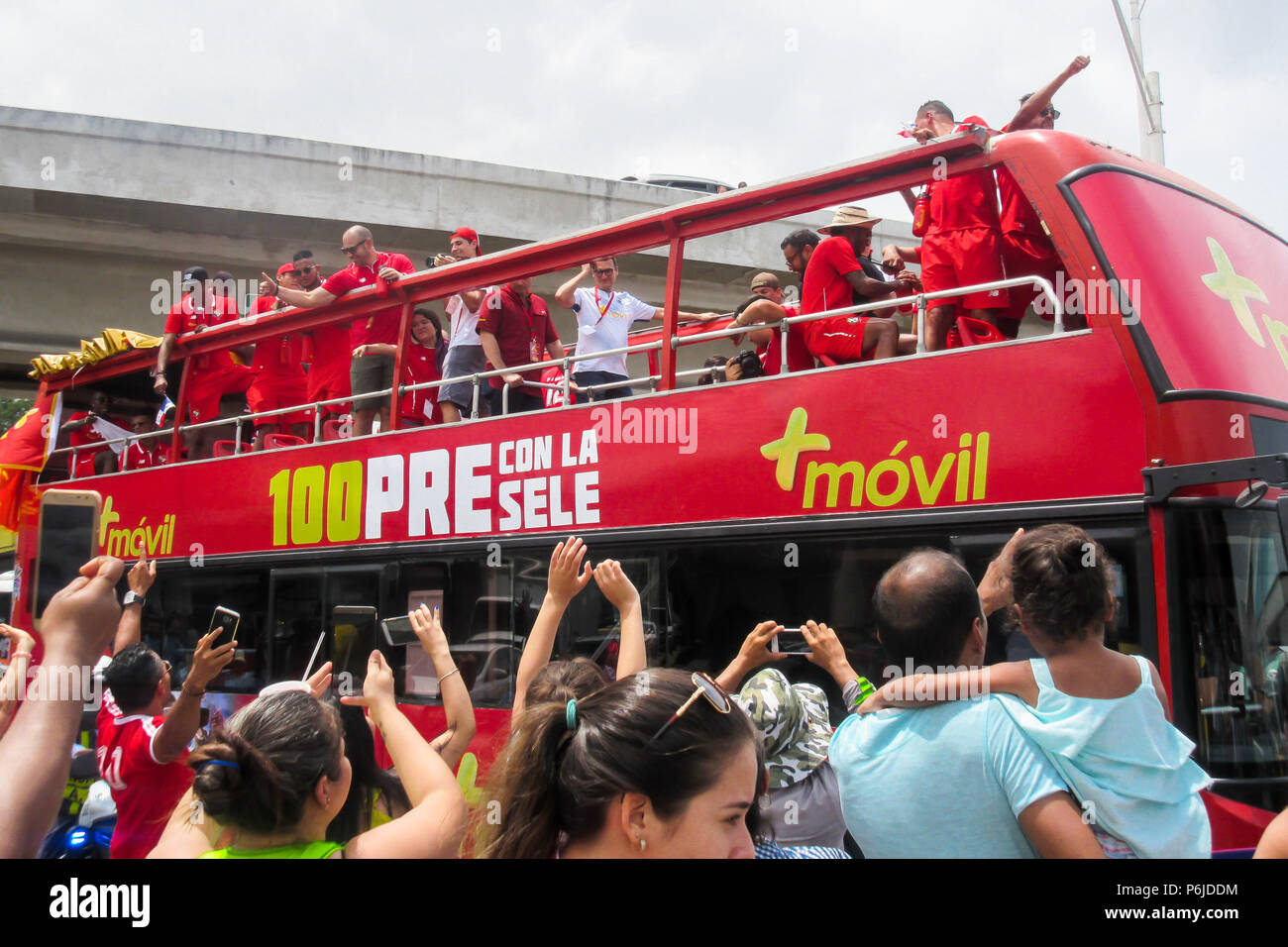 La ville de Panama, Panama - Jun 30, 2018 : le Panama se félicite de son équipe nationale de football après avoir participé à la Coupe du Monde FIFA 2018 : Crédit d'Mabelin Santos/Alamy Live News Banque D'Images