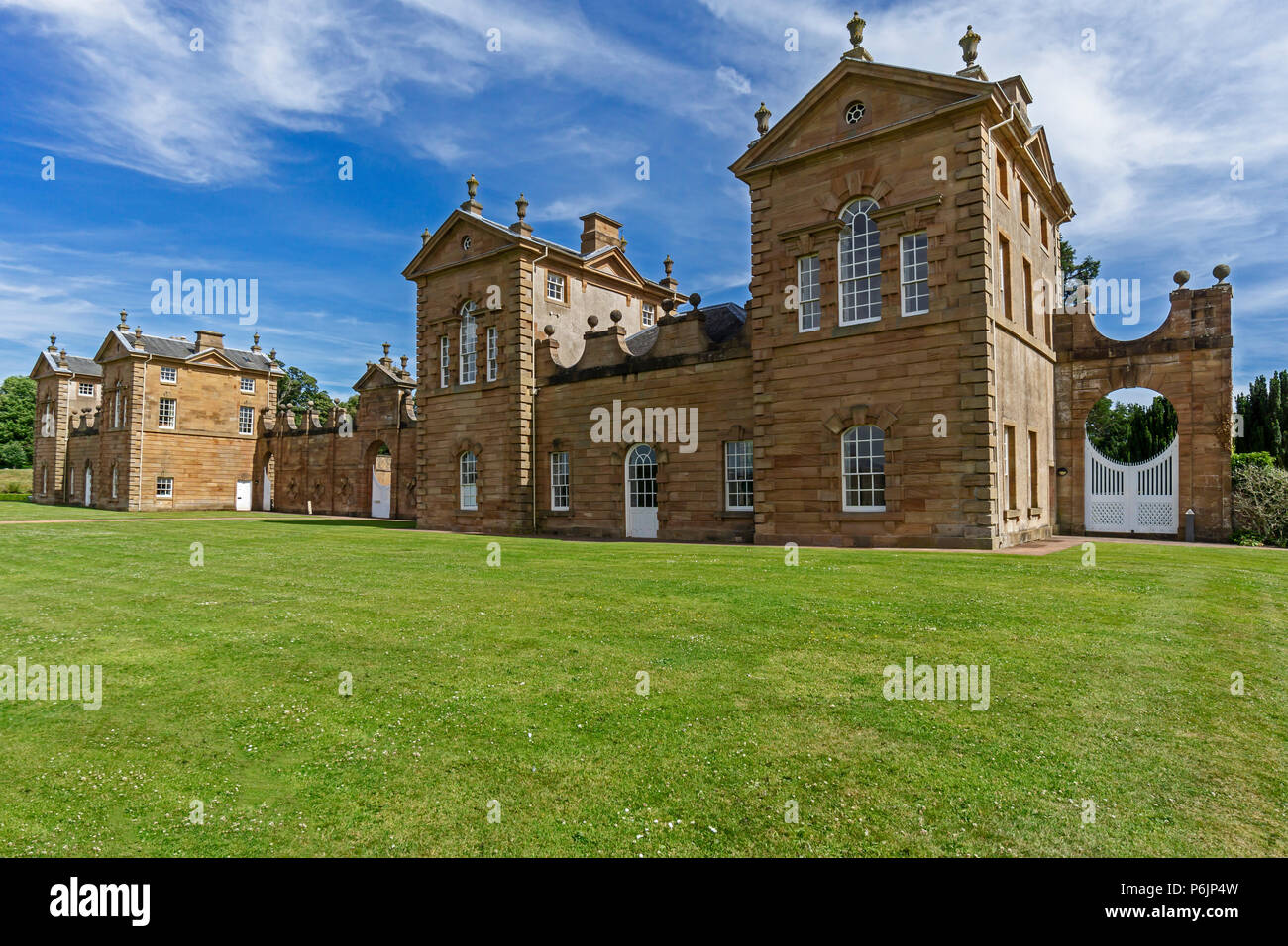 Vue avant de l'Chatelherault Estate dans Ferniegair Chatelherault Parc Pays UK Scotland Lanarkshire Hamilton Banque D'Images