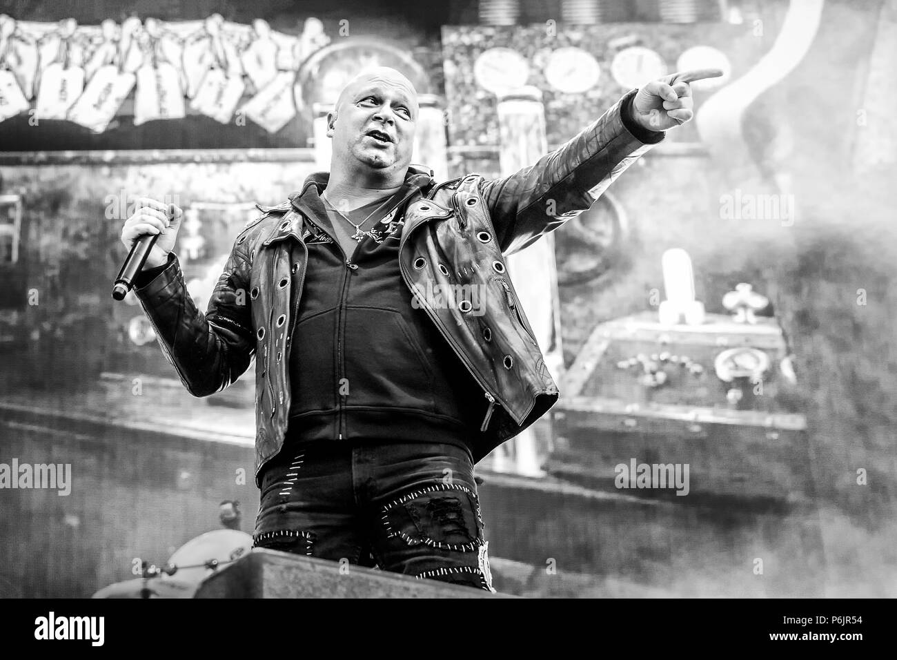 La Norvège, Halden - 22 juin, 2018. Le régime allemand metal Helloween effectue un concert live au cours de la musique norvégienne METAL festival 2018 tonnes de roche de Halden. Ici le chanteur Michael Kiske est vu sur scène. (Photo crédit : Gonzales Photo - Terje Dokken). Banque D'Images