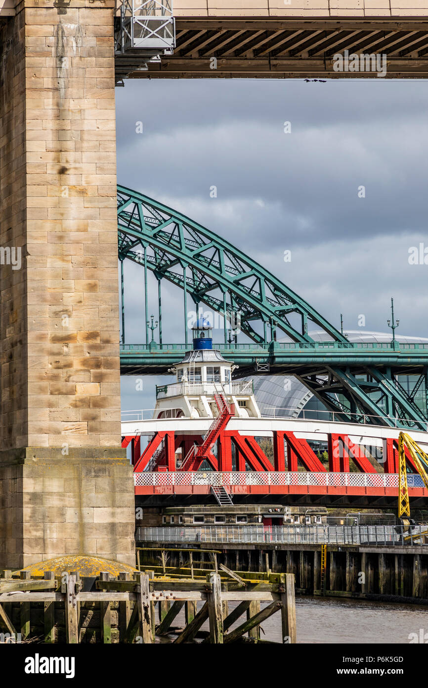 Pont tournant de la rue Bridge, Newcastle-upon-Tyne, Tyne et Wear, Angleterre, Royaume-Uni Banque D'Images