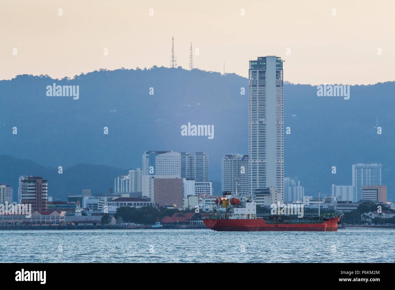 George Town City tour avec vue sur la montagne et la mer, Penang Malaisie Banque D'Images