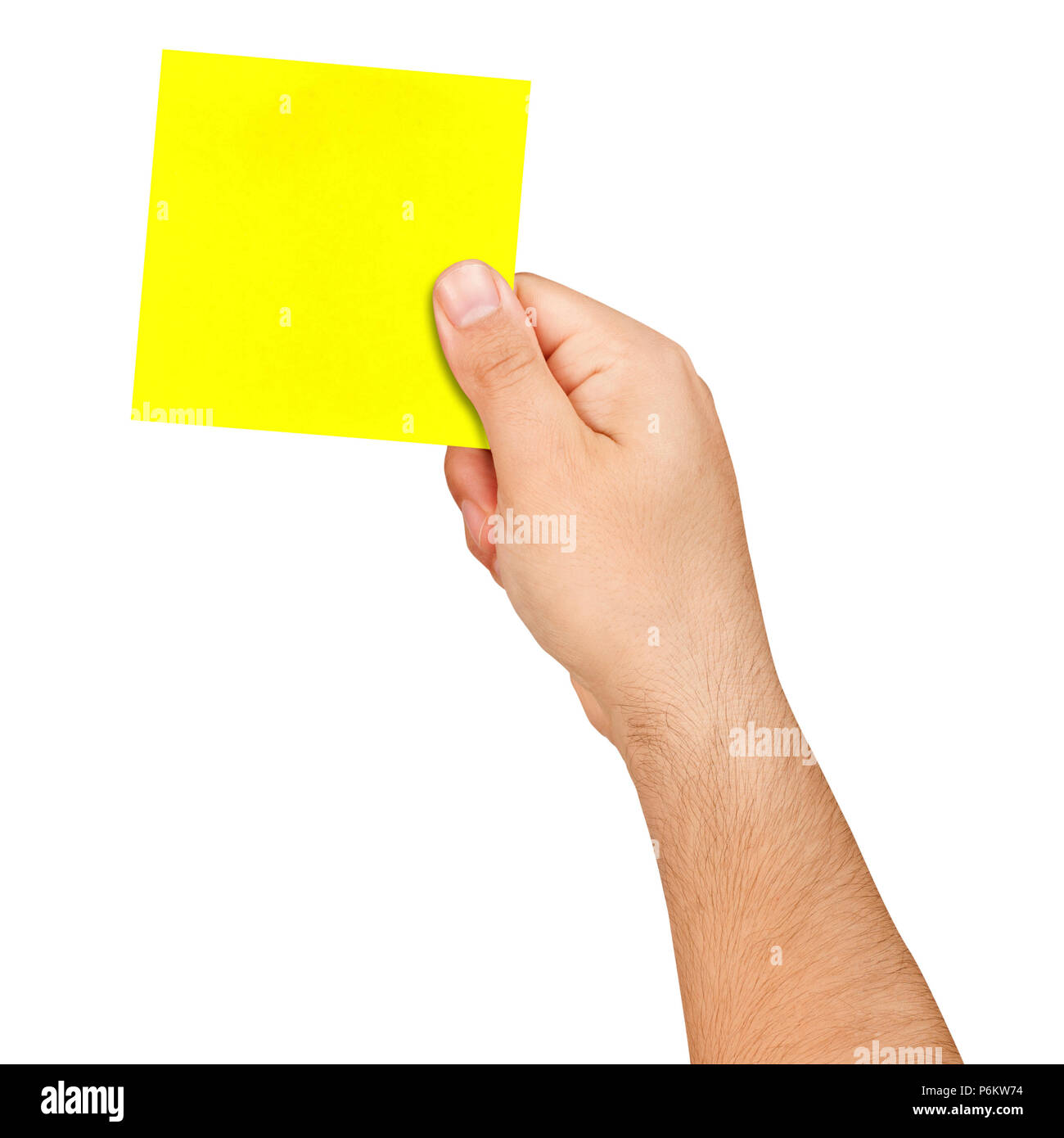 Main mâle apposition ou holding blank jaune carré isolé note postit Banque D'Images