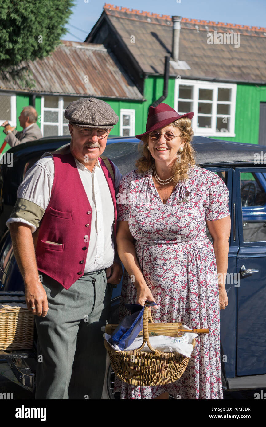 Kidderminster, UK. 1er juillet 2018. Un voyage dans le temps se poursuit à la Severn Valley Railway, tous impliqués en arrière vers les années 40. Les visiteurs et le personnel de mettre tout en œuvre pour assurer une guerre réaliste La Grande-Bretagne est vécu par tous sur ce patrimoine de la ligne de chemin de fer. Credit : Lee Hudson/Alamy Live News Banque D'Images