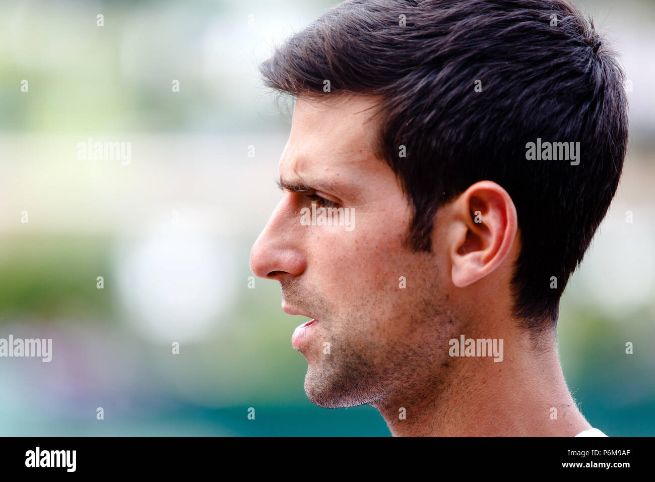 London, UK, 1er juillet 2018 : Le joueur de tennis Serbe Novak Djokovic avant le début de la 2018 Tennis de Wimbledon à l'All England Lawn Tennis et croquet Club à Londres. Crédit : Frank Molter/Alamy live news Banque D'Images