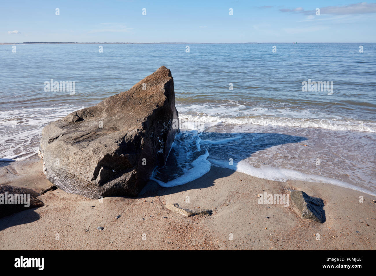 Rock a souligné sur la plage, Amelia Island, Floride Banque D'Images