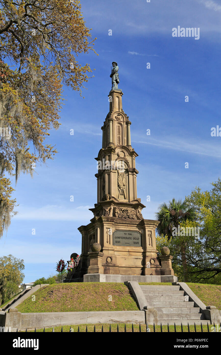 Savannah, Géorgie. Forsyth Park Confederate Memorial, maintenant appelé Mémorial de la guerre civile. Banque D'Images