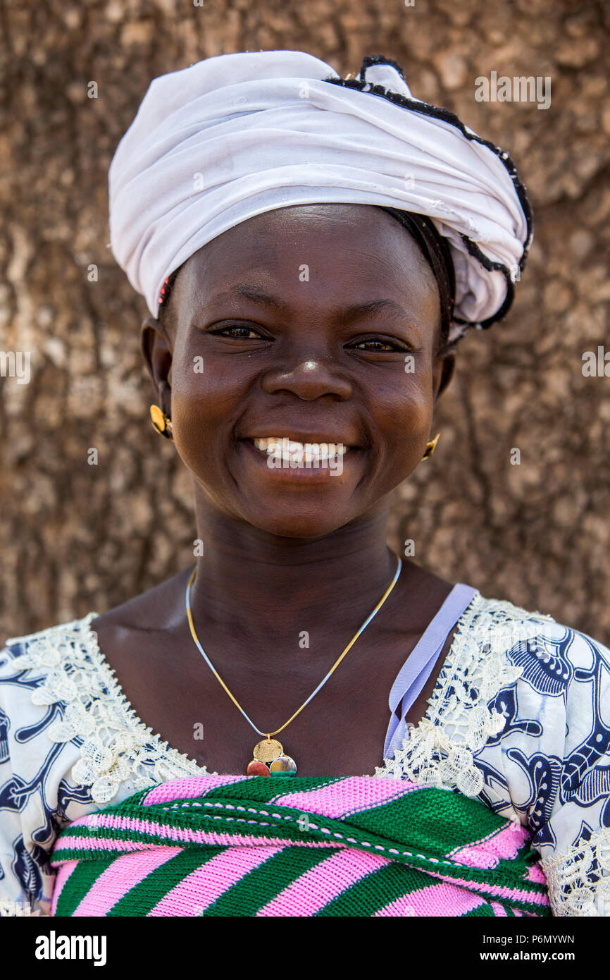Membre d'une coopérative de femmes en matière de microfinance dans le nord du Togo. Banque D'Images