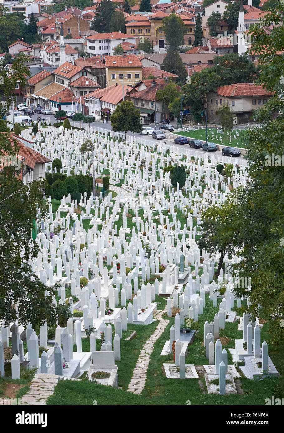Le Cimetière commémoratif des Martyrs Kovači à Stari Grad, Sarajevo, Bosnie-et-Herzégovine. Banque D'Images