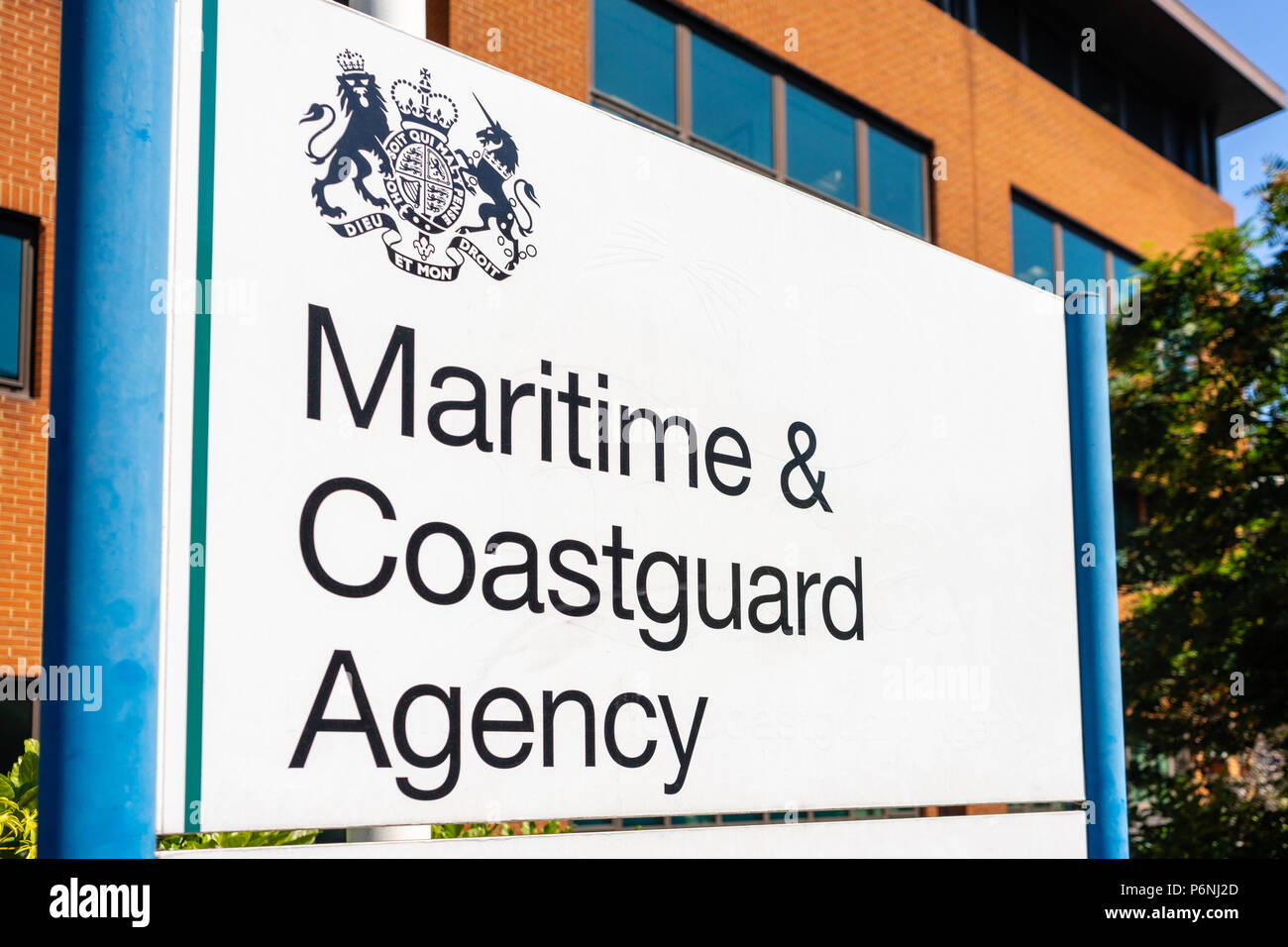 Signer pour la Maritime and Coastguard Agency à l'extérieur de l'administration centrale à Southampton, England, UK Banque D'Images