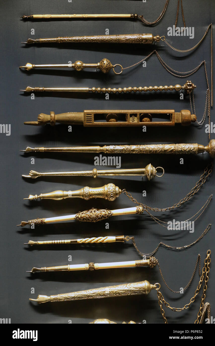 Musée juif de la Suisse. Bâle. Un rituel juif yad est un pointeur. Banque D'Images