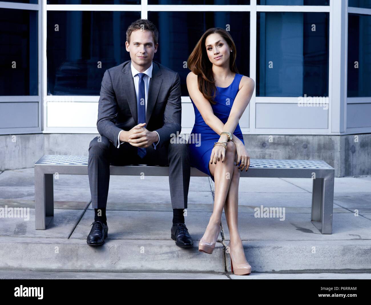 Suits Série TV (2011 - ) FRANCE créé par Aaron Korsh Patrick J. Adams, Meghan Markle Promotion photo Banque D'Images