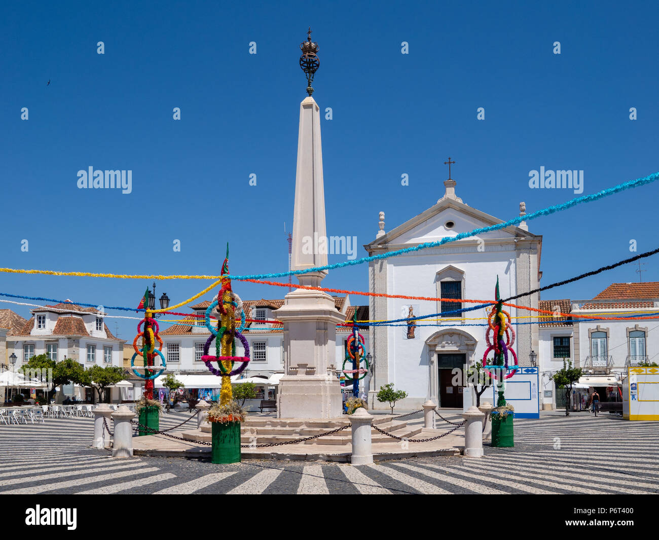 Dans les rues de Vila Real de Santo Antonio, Algarve, Portugal Banque D'Images