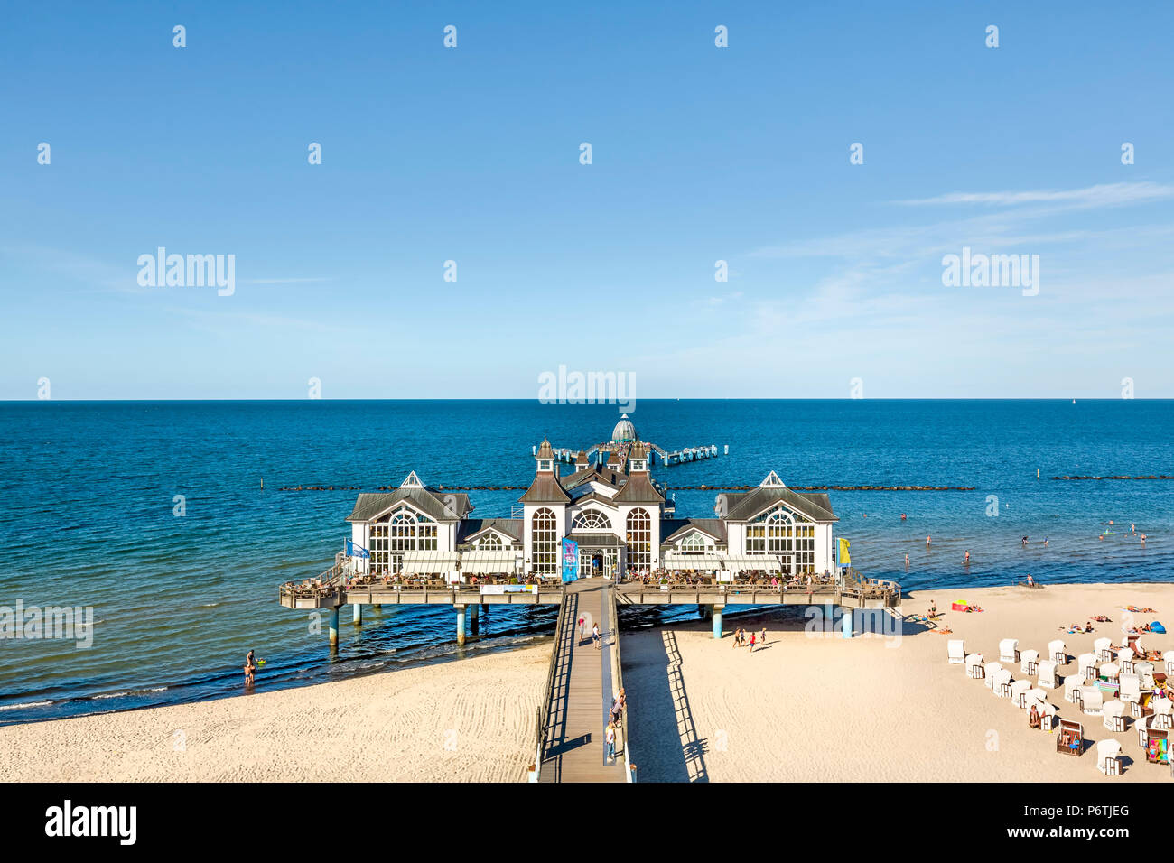 Pier, Sellin, RÃ¼gen Island, Mecklembourg-Poméranie-Occidentale, Allemagne Banque D'Images