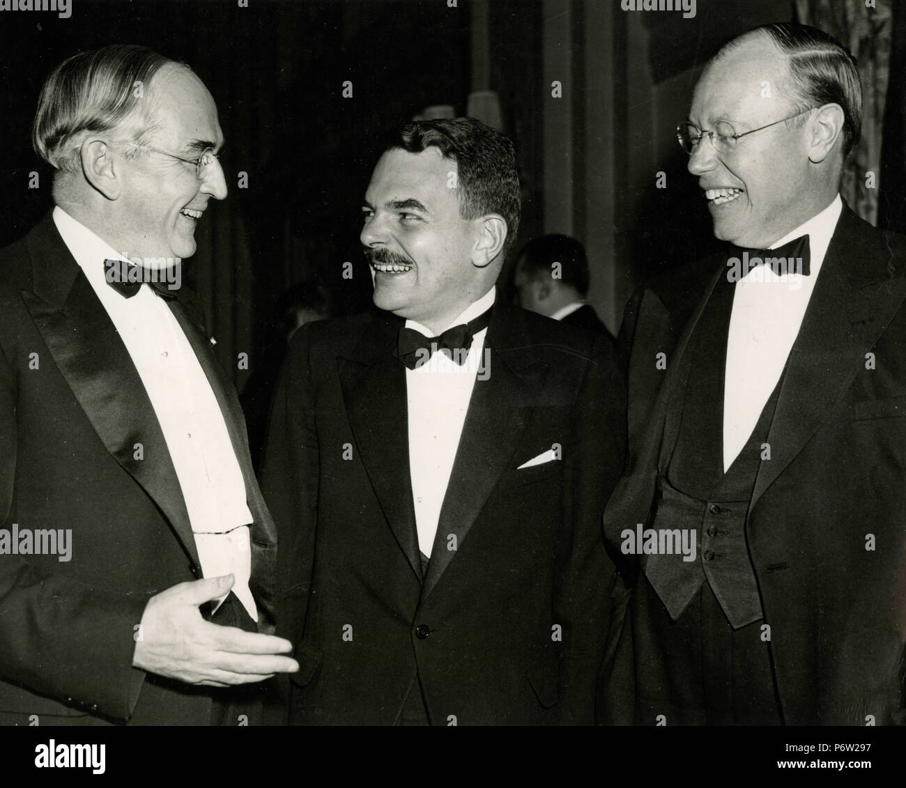 Le sénateur américain Arthur H. Vandenberg du Michigan, Thomas E. Dewey, District Attoney de NY et le sénateur Robert A. Taft de l'Ohio, Indiana, USA 1939 Banque D'Images