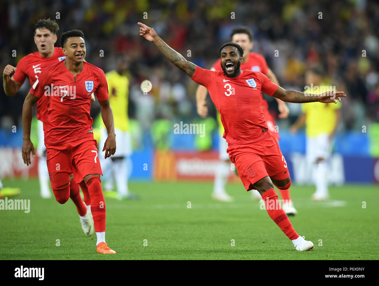 Moscou, Russie. 3 juillet, 2018. Les joueurs d'Angleterre célèbrent la victoire après la Coupe du Monde FIFA 2018 ronde de 16 match entre l'Angleterre et la Colombie dans la région de Moscou, Russie, le 3 juillet 2018. L'Angleterre a gagné 5-4 (4-3 en tirs de barrage) et avancé pour le quart de finale. Crédit : Du Yu/Xinhua/Alamy Live News Banque D'Images