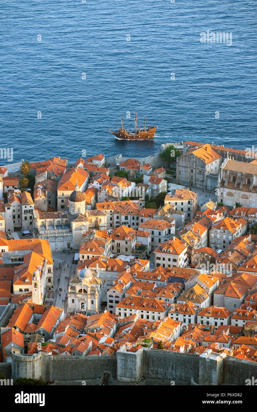 La Croatie, Istrie, Dubrovnik, la vieille ville. Vue sur la vieille ville Banque D'Images