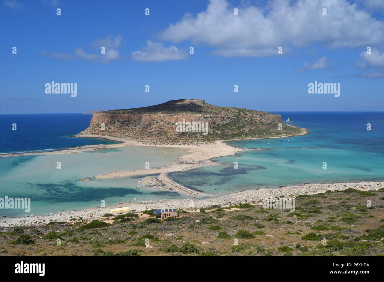 Belle plage de Balos en Grèce des sentiers à Tissiniva, Banque D'Images