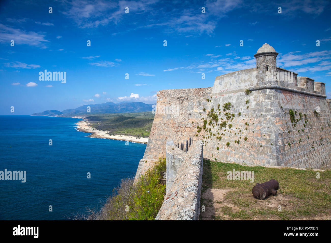 Cuba, Province de Santiago de Cuba, Santiago de Cuba, phare de Castillo de San Pedro de la Roca del Morro (Castillo del Morro) - Aujourd'hui le Museo de la PiraterÃ-a - Musée des Pirates Banque D'Images