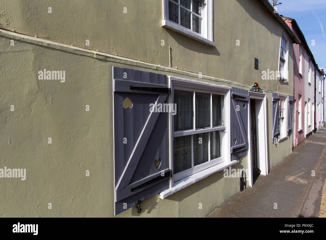 Ville de Canterbury, Angleterre. Vue pittoresque de maisons classé Grade II sur Canterbury's Ive Lane, avec l'Carolean Cottage dans l'avant-plan. Banque D'Images