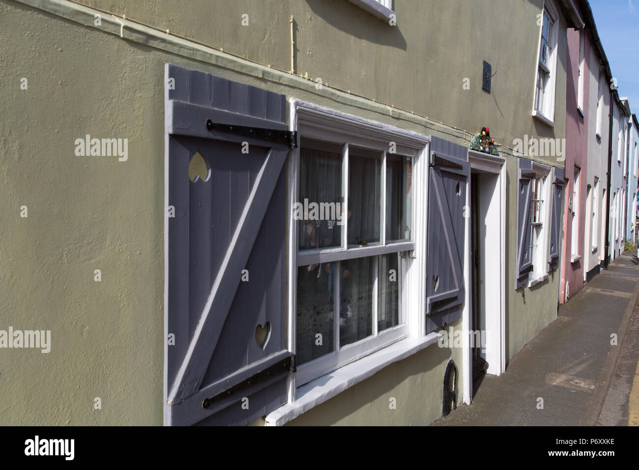 Ville de Canterbury, Angleterre. Vue pittoresque de maisons classé Grade II sur Canterbury's Ive Lane, avec l'Carolean Cottage dans l'avant-plan. Banque D'Images