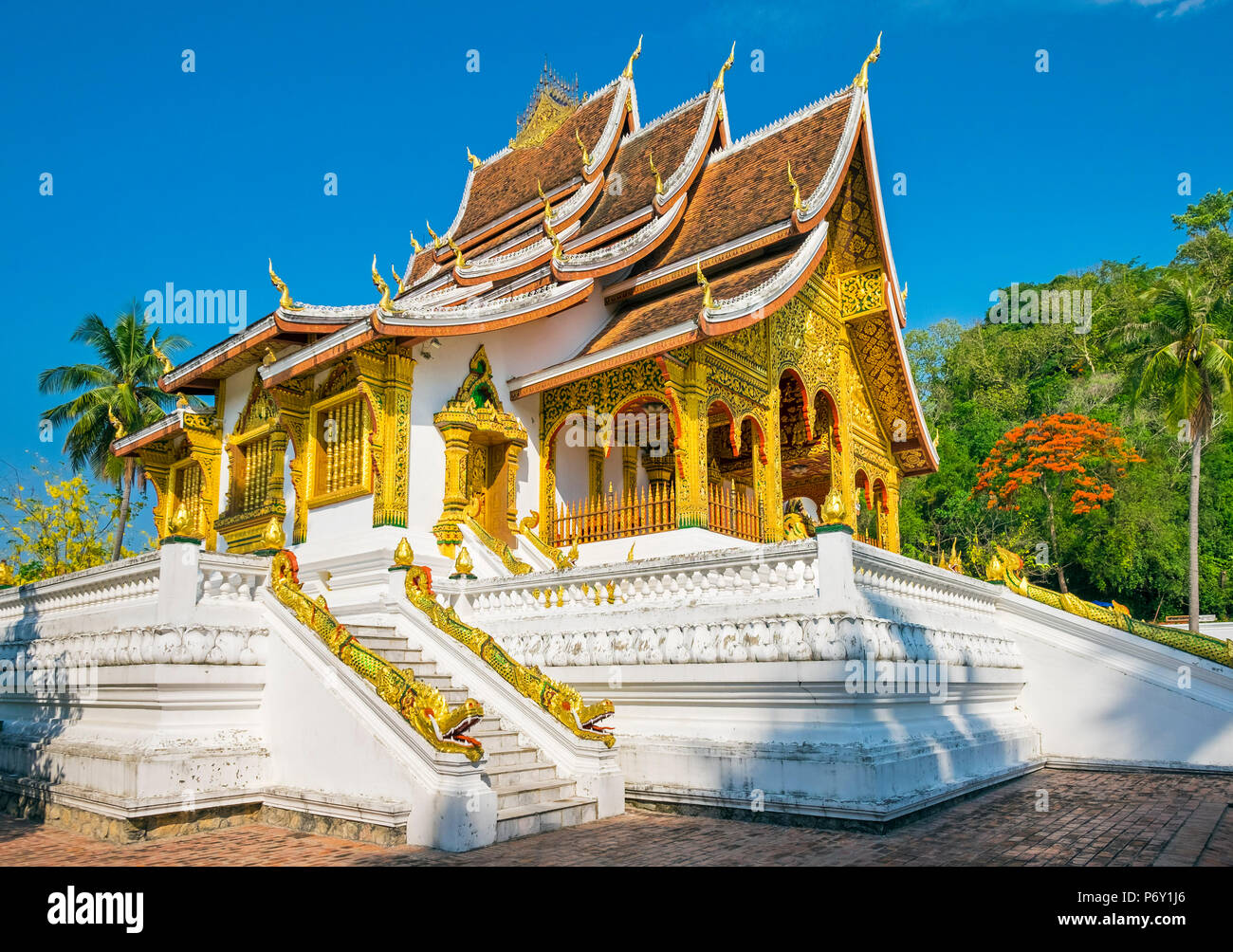 Haw Pha Bang temple sur le terrain du Palais Royal, Luang Prabang, Laos, Province Louangphabang Banque D'Images