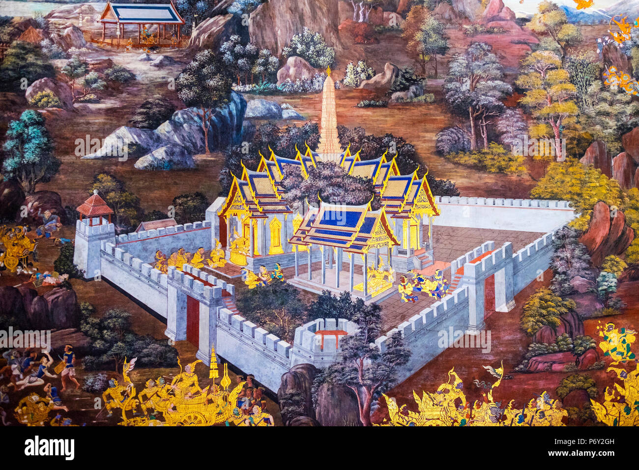 Des fresques murales représentant des scènes du Ramakien, Temple du Bouddha d'Émeraude (Wat Phra Kaew), Grand Palace, Bangkok, Thaïlande Banque D'Images