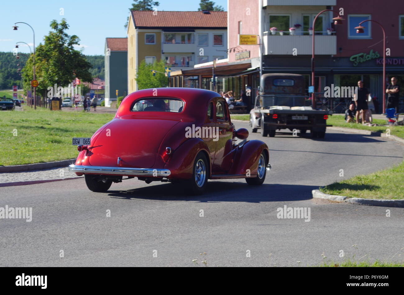 30.06.2018 Oldtimer , montrant leurs propriétaires de voitures classiques au public dans Rättvik Dalarna, Banque D'Images