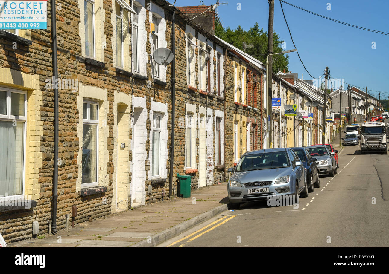 King Street, Treforest, Pontyrpidd. La zone, qui est adjacent à l'Université de Nouvelle-Galles du Sud, a de nombreuses propriétés louées pour les étudiants Banque D'Images