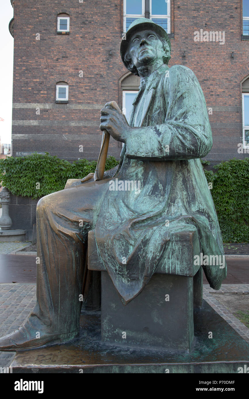 Statue de Hans Christian Andersen, le Danemark Copenhague ; Banque D'Images