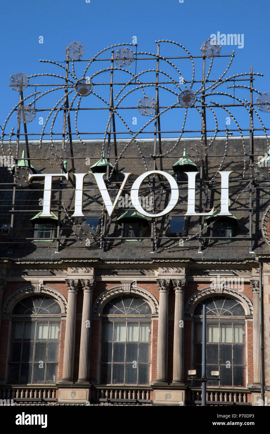 Immeuble Rue Tivoli, Andersen, Danemark Copenhague ; Banque D'Images