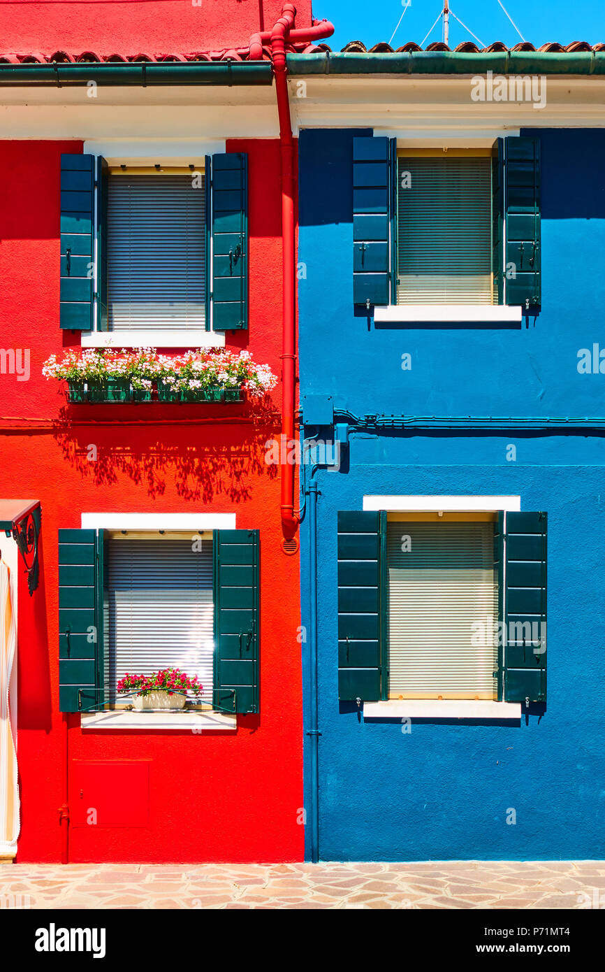 Maisons aux couleurs vives à Burano, Venise, Italie Banque D'Images