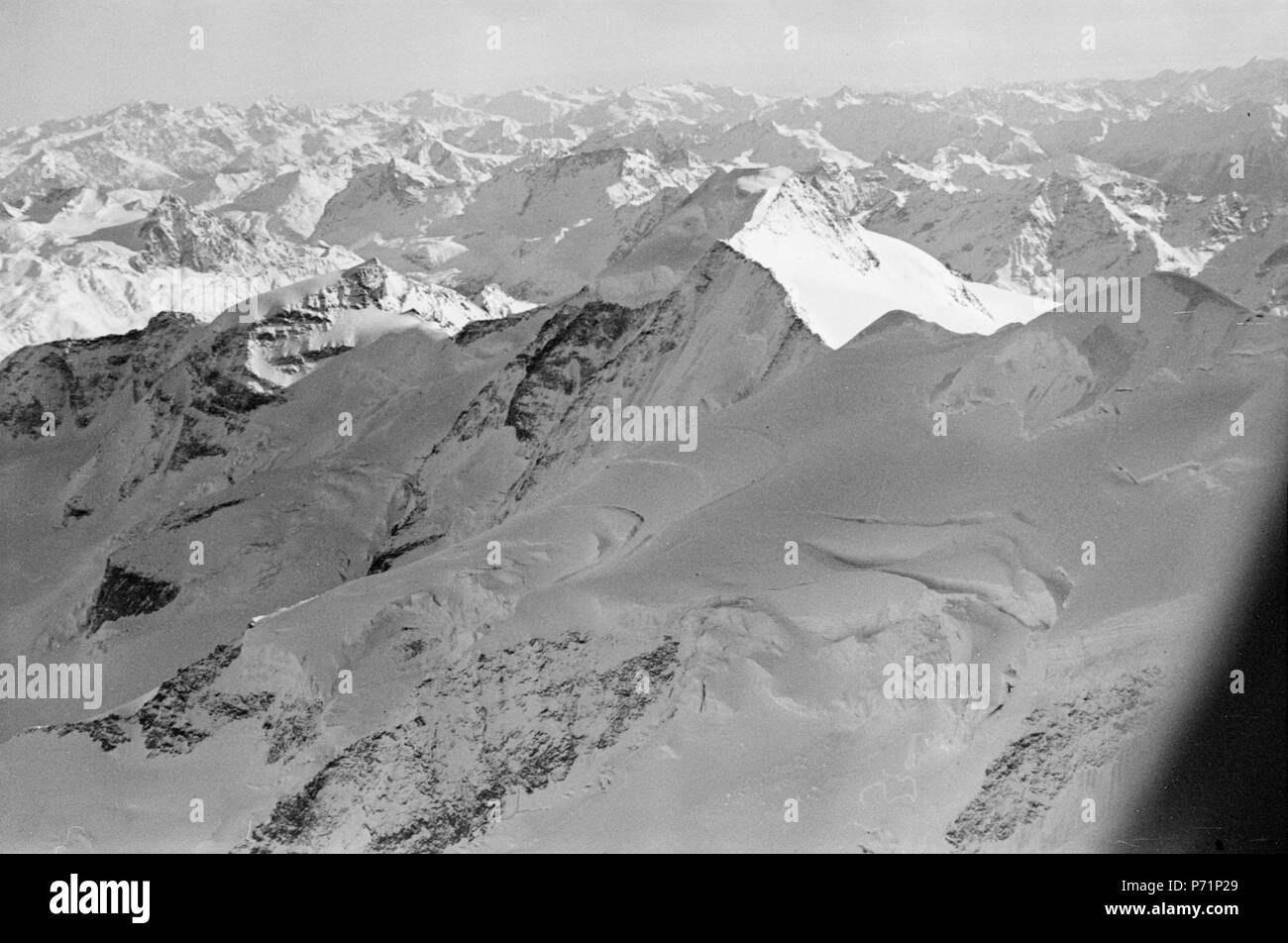 48 ETH-bib-Bernina - Piz Roseg c. S.-Inlandflüge-LBS MH05-73-21 Banque D'Images