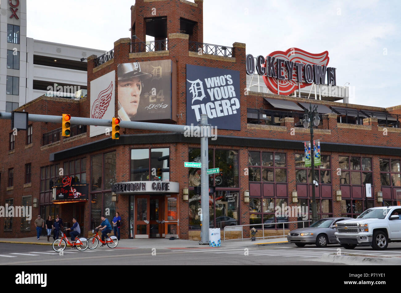 DETROIT, MI / USA - 21 octobre 2017 : Detroit's Hockeytown Cafe, en face de Comerica Park à Detroit, a été fondé par le propriétaire des Red Wings Mike Ilitch Banque D'Images
