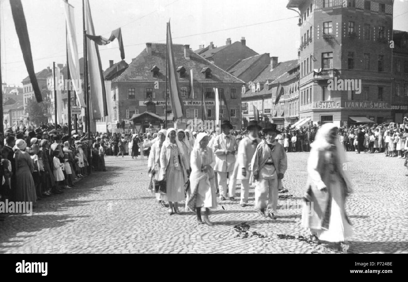 27 Kongres narodnih noš v Ljubljani (2) Banque D'Images
