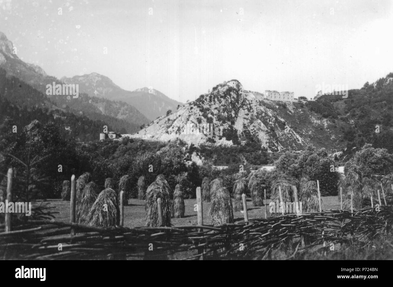 27 za Kope sena sušenje Banque D'Images