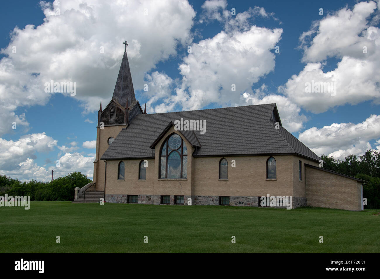 Nouvelle église de Stockholm, l'église évangélique suédoise luthérienne de Stockholm est dotée d'une église gothique-réviale en brique construite en 1919. Banque D'Images