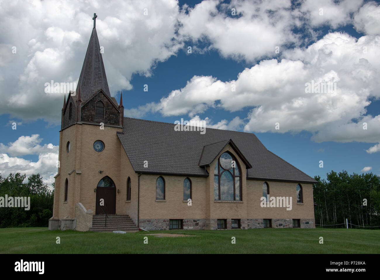 Nouvelle église de Stockholm, l'église évangélique suédoise luthérienne de Stockholm est dotée d'une église gothique-réviale en brique construite en 1919. Banque D'Images