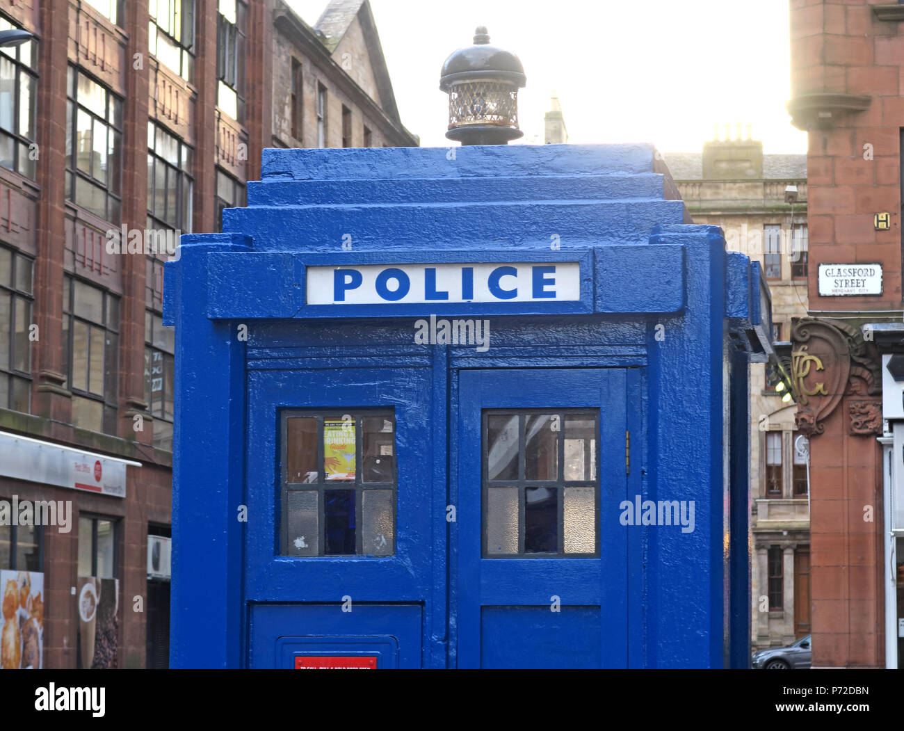 La police bleu fort, Dr qui TARDIS, Merchant City, Glasgow, centre-ville, l'Écosse, Royaume-Uni Banque D'Images
