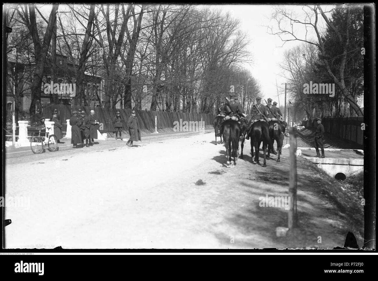 57 Witczak-WitaczyNarcyz ński - Bieg patroli w 1 Pułku Krzyzowa Konnych (107-806-1) Banque D'Images