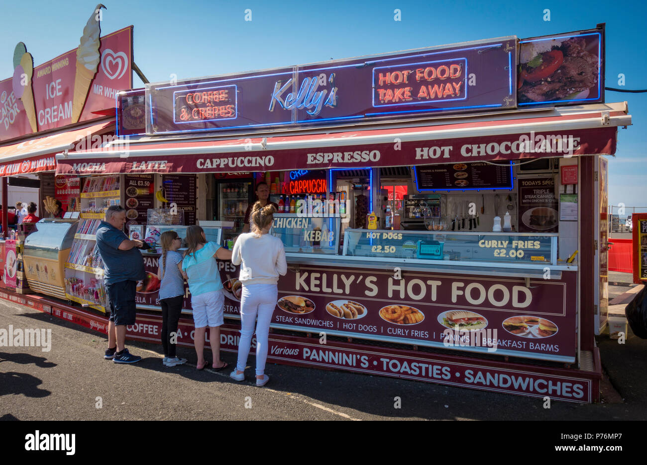 Stands de nourriture sur la promenade de Blackpool Banque D'Images