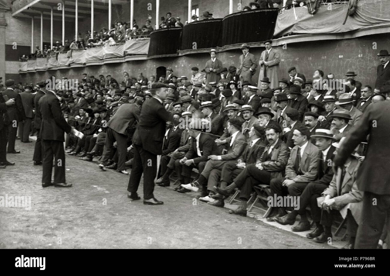 Partido de 50 remonte en el frontón Jai Alai (6 de 7) - Fondo Car-Kutxa Fototeka Banque D'Images