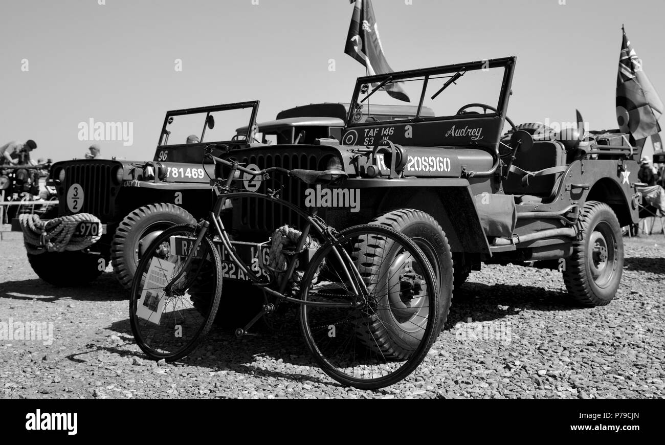 2 WW2 U.S ARMY Ford Willys Jeeps à Shuttleworth Banque D'Images