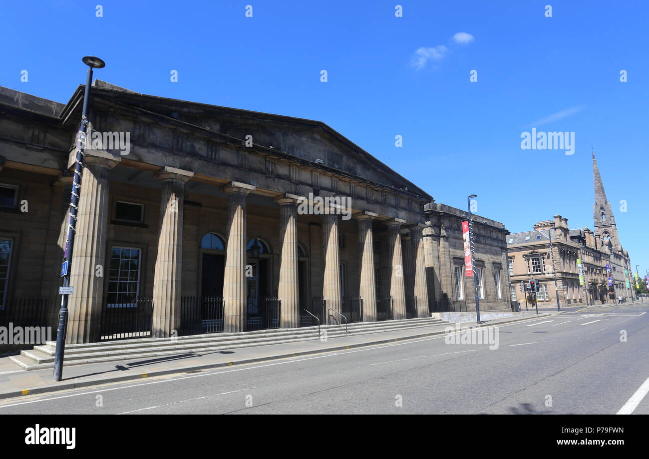 L'extérieur de Perth Sheriff Court Ecosse Juillet 2018 Banque D'Images