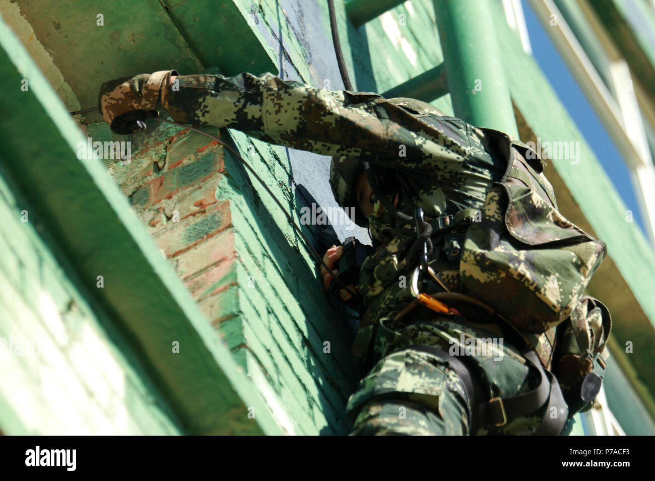 Nanning, Nanning, Chine. 5 juillet, 2018. Nanning, CHINE-Armed police assister à l'examen de formation militaire à Nanning, Guangxi du sud-ouest de la Chine. Crédit : SIPA Asie/ZUMA/Alamy Fil Live News Banque D'Images