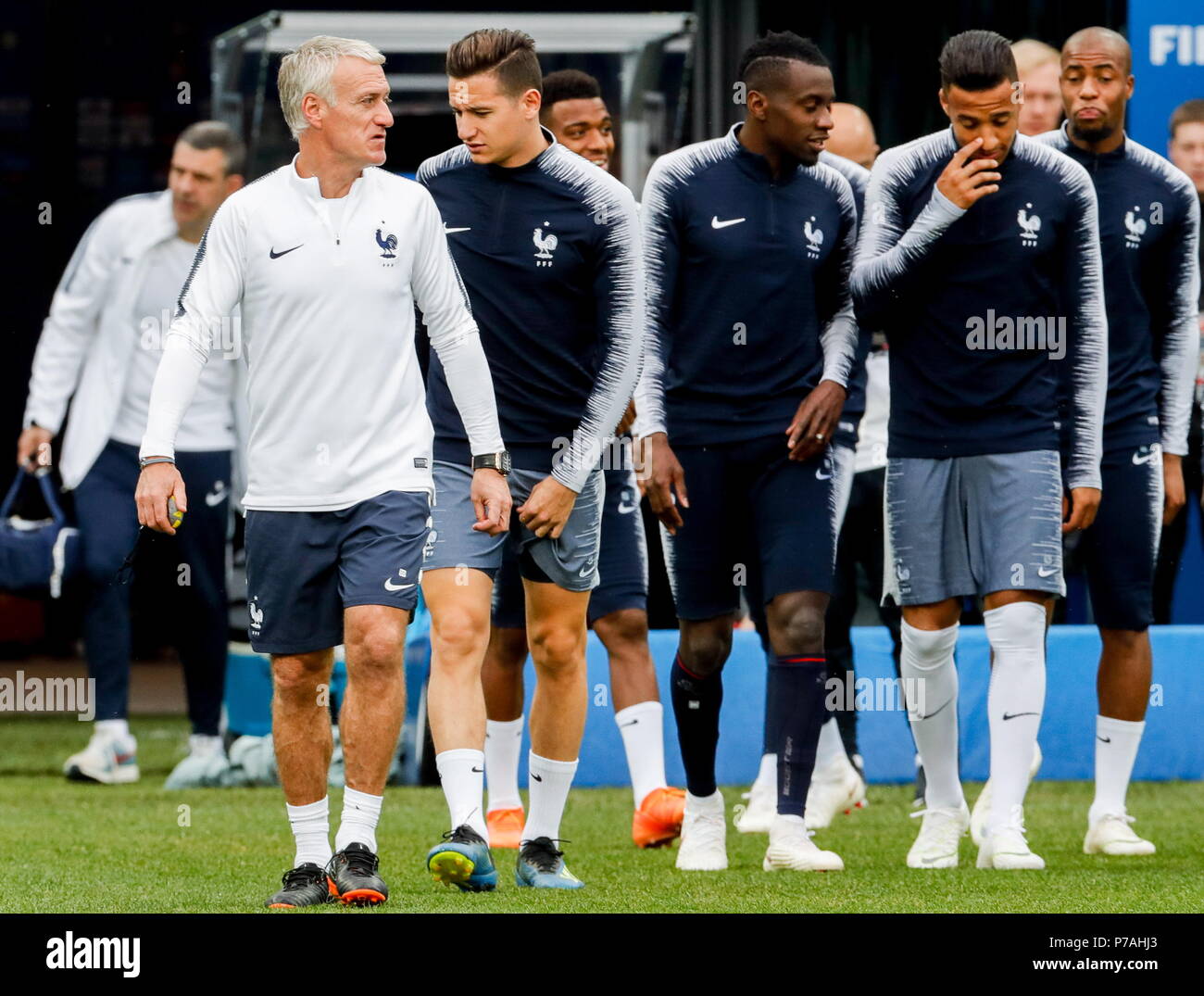 L R French National Team Soccer Banque D Image Et Photos Alamy [ 1075 x 1300 Pixel ]