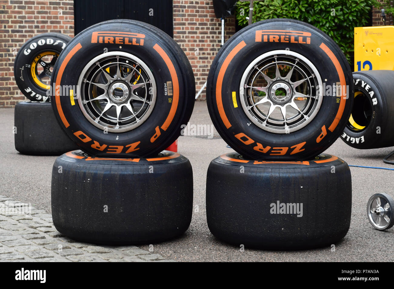 Les pneus Pirelli à l'affichage Grand Prix 2018 ballon tenu au Club de Hurlingham le 4 juillet 2018 à Londres, en Angleterre. Banque D'Images
