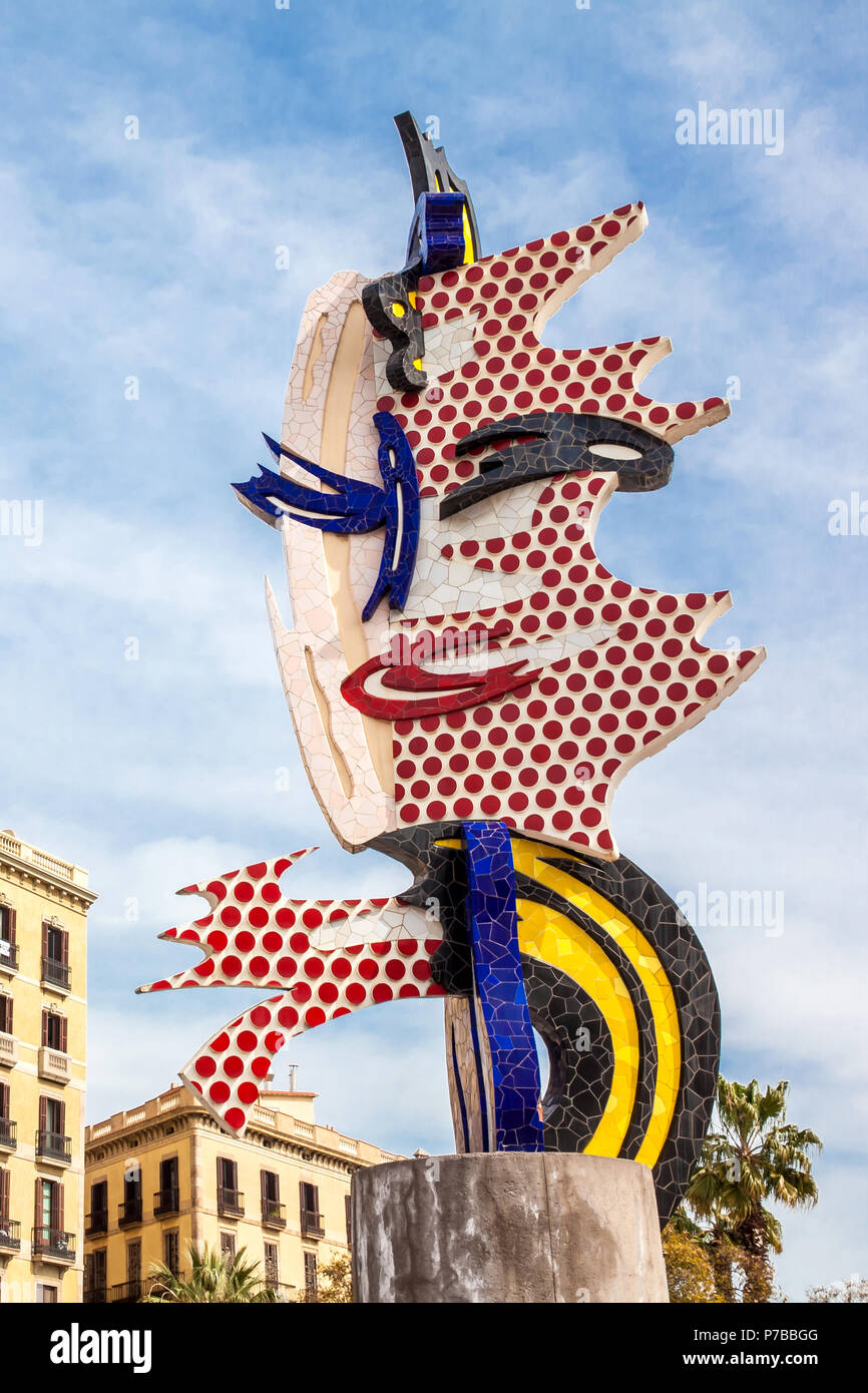 Barcelone - mars, 2018 : La tête de Barcelone ou El Cap de Barcelone une sculpture surréaliste créé par l'artiste pop américain Roy Lichtenstein Banque D'Images