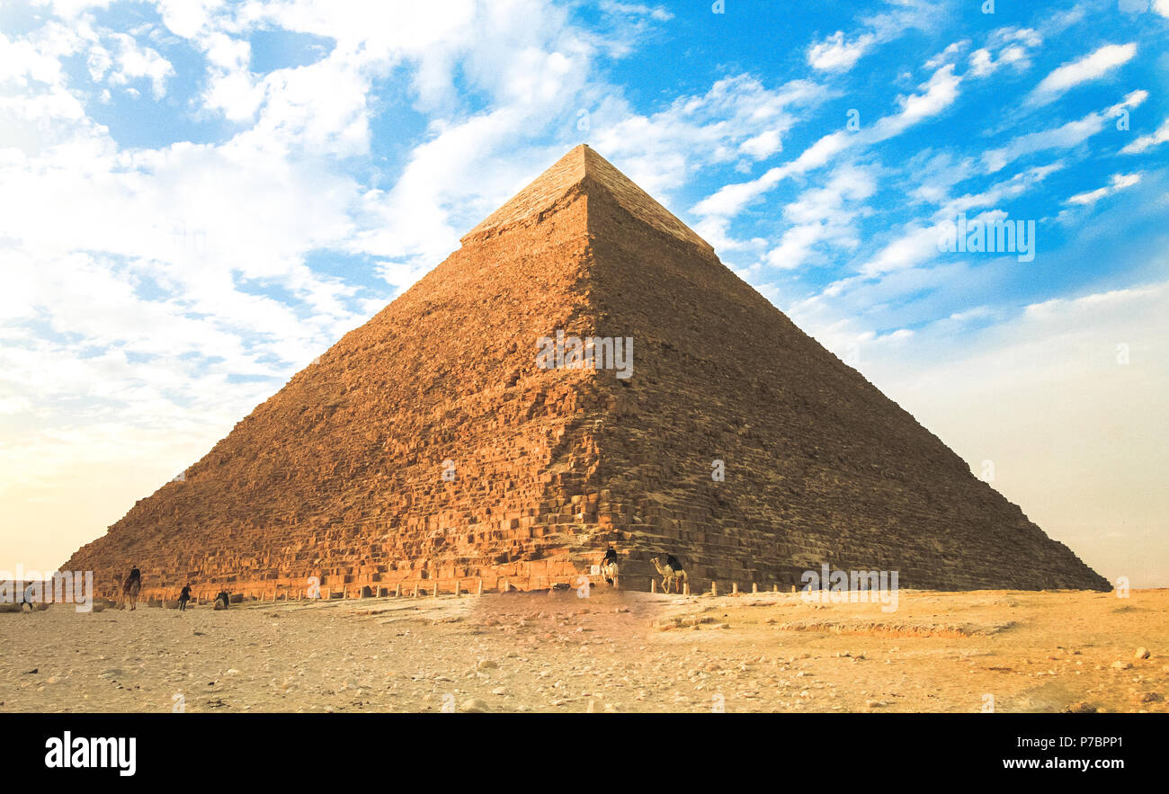 Belle Vue De Pyramides En Egypte Photo Stock Alamy Belle Vue De Pyramides En Egypte Photo Stock Alamy